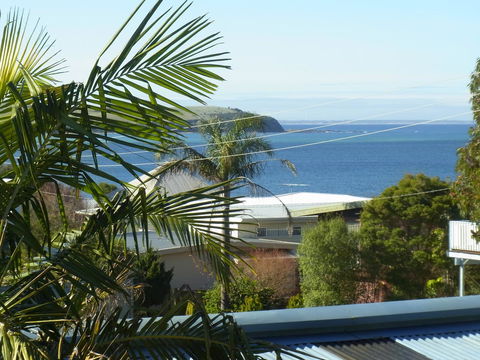 Black Dolphin Beach Penthouse - Accommodation Brisbane 7