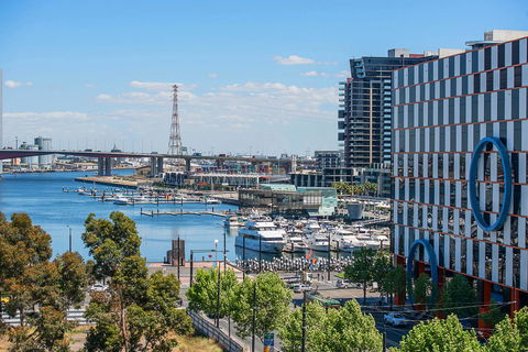 Peppers Docklands - Accommodation Brisbane 3