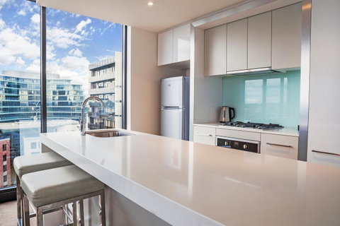 Mantra St Kilda Road - Accommodation Brisbane 10