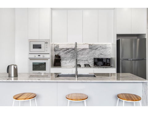 Boutique Apartment In Quiet, Sought-after Suburb - Accommodation Brisbane 7