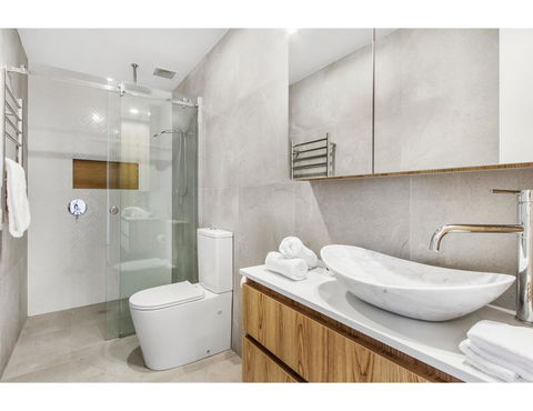 Boutique Apartment In Quiet, Sought-after Suburb - Accommodation Brisbane 14