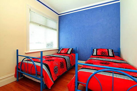 ABC Accommodation - Rosebud - Accommodation Brisbane 8