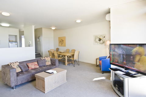 Lornebeach Apartments - Accommodation Brisbane 35