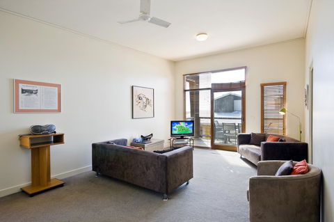 Lornebeach Apartments - Accommodation Brisbane 44
