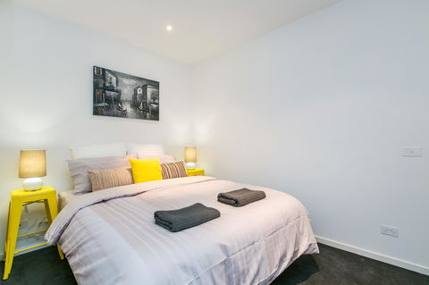 Complete Host The River Apartments - Accommodation Brisbane 2