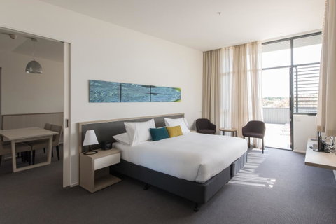 Quarters At Flinders Hotel - Accommodation Brisbane 3