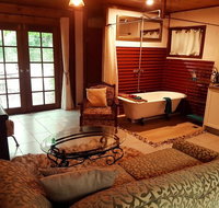 The Cabin - Accommodation Brisbane