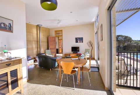 The Chocolate Lily Bed & Breakfast - Accommodation Brisbane 1