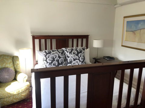 The Corner Hotel Alexandra - Accommodation Brisbane 3