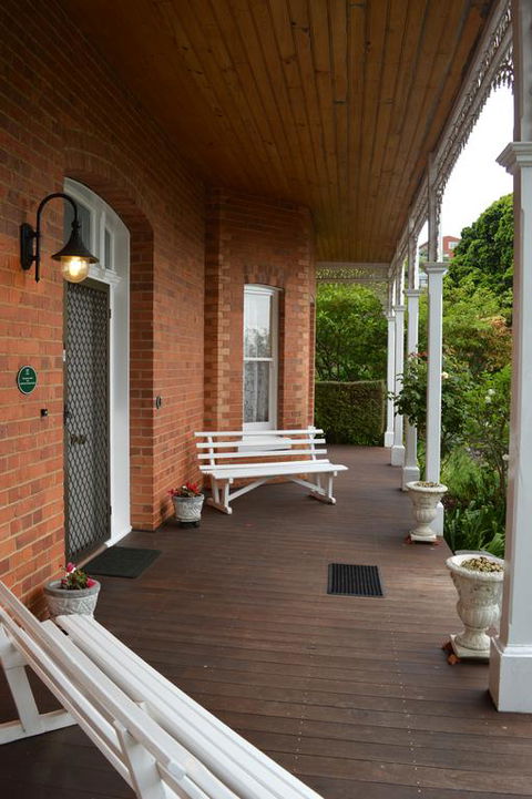 The Dragonfly North West - Accommodation Brisbane 0