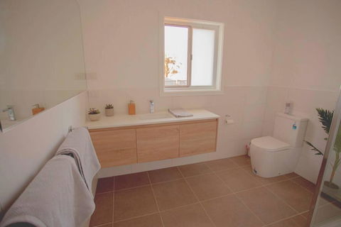 The Farmhouse. - Accommodation Brisbane 2