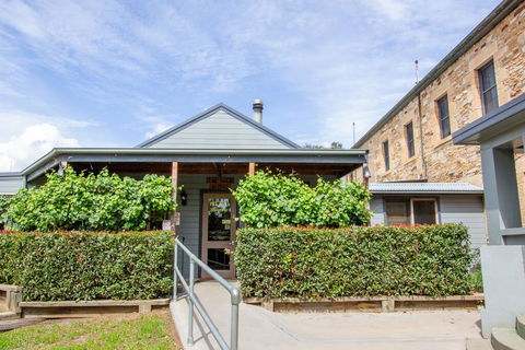 The Globe Hotel, Rylstone - Accommodation Brisbane 1