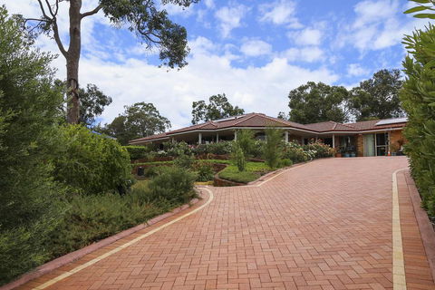 The Good Life B&B - Accommodation Brisbane 0