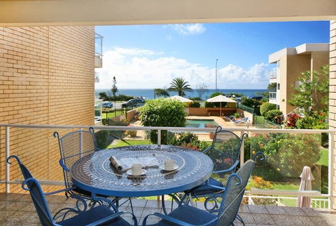 The Headlands Apartments - Accommodation Brisbane 3