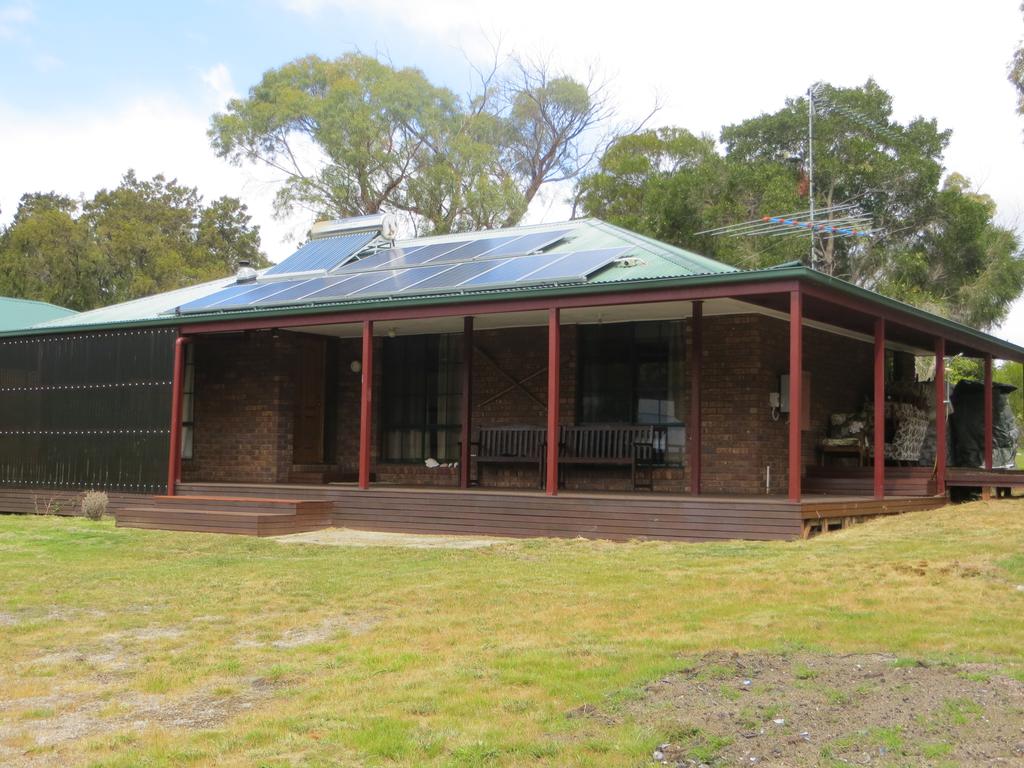Coles Bay TAS Accommodation Brisbane