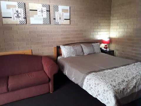 The Moe Motor Inn - Accommodation Brisbane 2