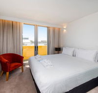 The Nest - Cosy Space on Newcastle Street with Roof Terrace - Accommodation Brisbane