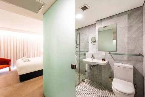 The Nest - Cosy Space On Newcastle Street With Roof Terrace - Accommodation Brisbane 2