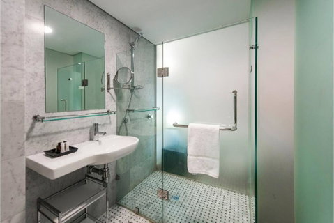 The Nest - Spacious Studio On Newcastle St With Roof Terrace - Accommodation Brisbane 2
