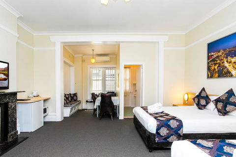 The North Shore Hotel - Accommodation Brisbane 3