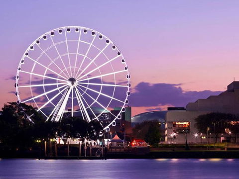 The Opulent Design APT In South Brisbane - Accommodation Brisbane 3