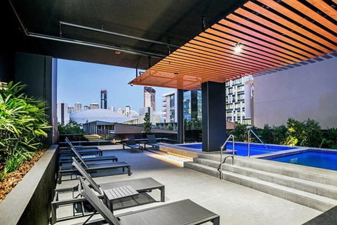 The Opulent Design APT In South Brisbane - Accommodation Brisbane 1