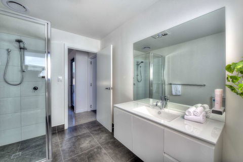 The Pines 2 - Accommodation Brisbane 3