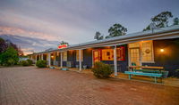 The Platypus Accommodation  Cafe