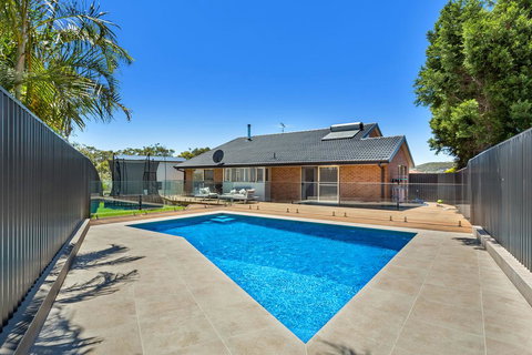 The Porthole, 4 - Accommodation Brisbane 3