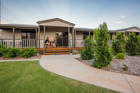 The Rocks Motel - Accommodation Brisbane 0