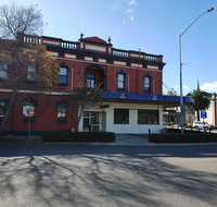 The Royal Hotel - Accommodation Brisbane