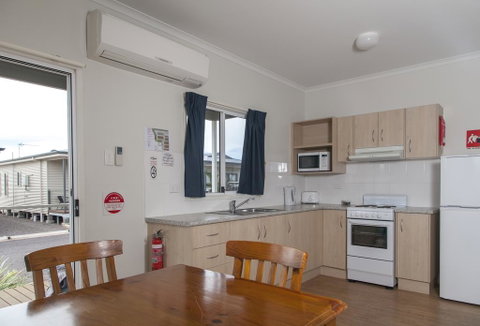 The Sundowner Cabin & Tourist Park - Accommodation Brisbane 1