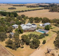 The Track House - Accommodation Brisbane