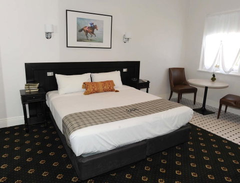 The Yarrawonga Hotel - Accommodation Brisbane 0