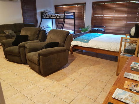 Theme Park Getaway - Accommodation Brisbane 3