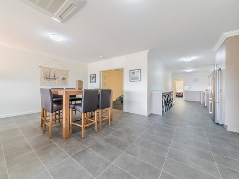 Thompson Ave Apartments - Accommodation Brisbane 0