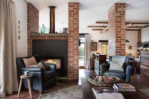 Three Paddocks - Accommodation Brisbane 0