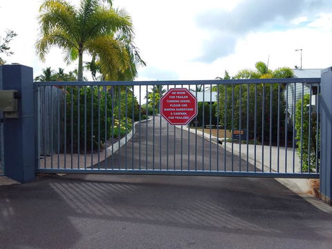 Tin Can Bay Marina Villas - Accommodation Brisbane 3