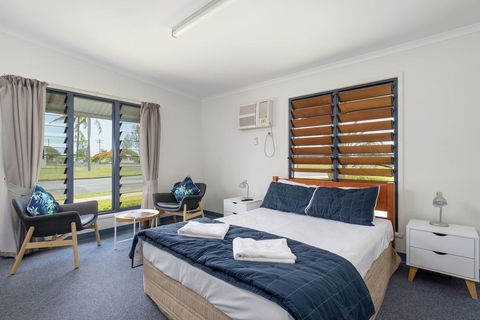 Tin Can Bay's Sleepy Lagoon Motel - Accommodation Brisbane 1