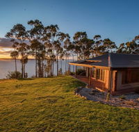 Tinderbox Cliff House - Accommodation Brisbane
