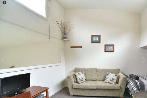 Tomarlin Views 2 - Accommodation Brisbane 1