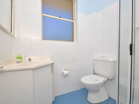 Toowoon Beach View 3br Villa 4 Just Steps To Beach With Views - Accommodation Brisbane 2