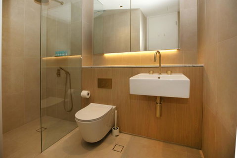 Top Notch 1 Bedroom 201 CALIBRE - Accommodation Brisbane 2