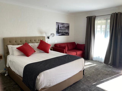 Town Square Motel - Accommodation Brisbane 2