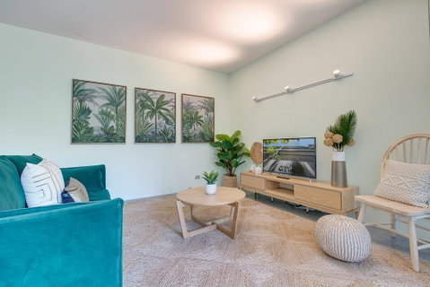 Tranquil Contemporary Hideaway In Hippest Area - Accommodation Brisbane 1