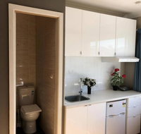 Traveler's Affordable Studio Unit Beverly Hills - Accommodation Brisbane