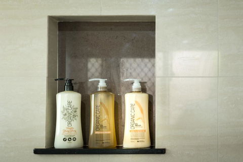 Tropic Studio, A Unique Hidden Gem! - Accommodation Brisbane 1