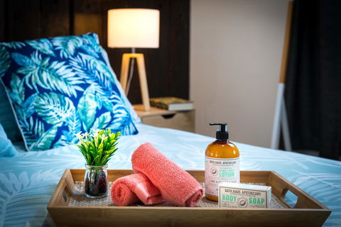 Tropic Studio, A Unique Hidden Gem! - Accommodation Brisbane 0