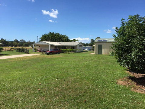 Tropical Retreat - Accommodation Brisbane 0