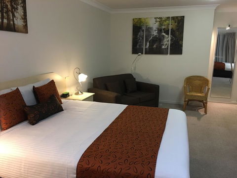 Tuckerbox Motor Inn - Accommodation Brisbane 0